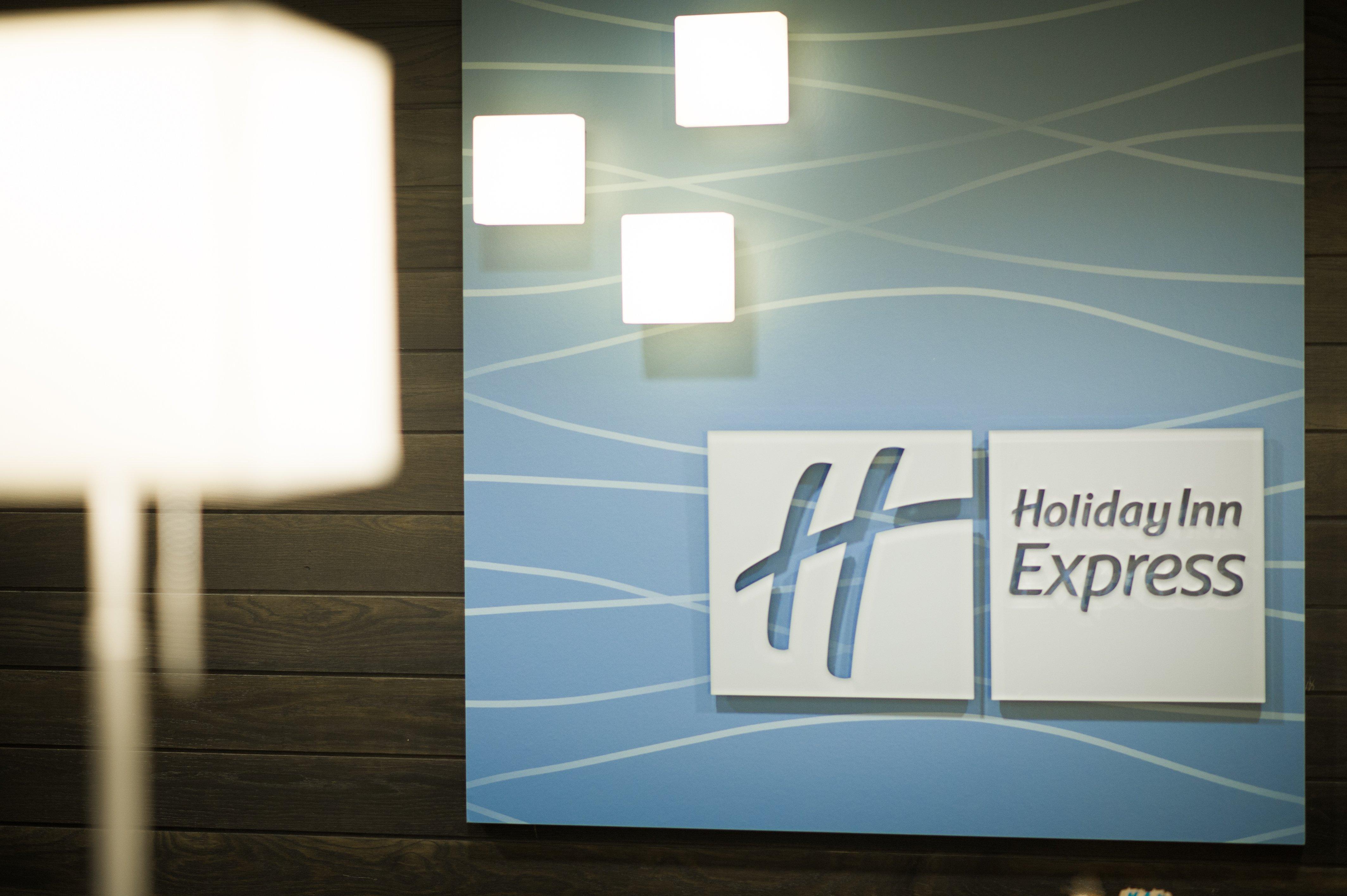 Holiday Inn Express And Suites Madison Central By Ihg Extérieur photo